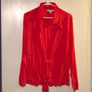 Light button down top with bow in front